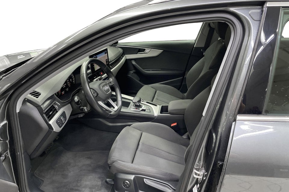 Audi A4 40 TFSi S-line plus Avant S-tr. 5d