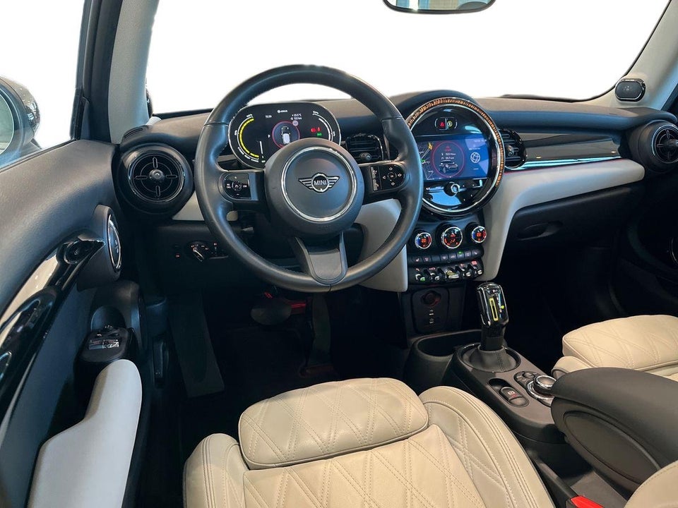 MINI Cooper SE Edition Premium Plus 3d