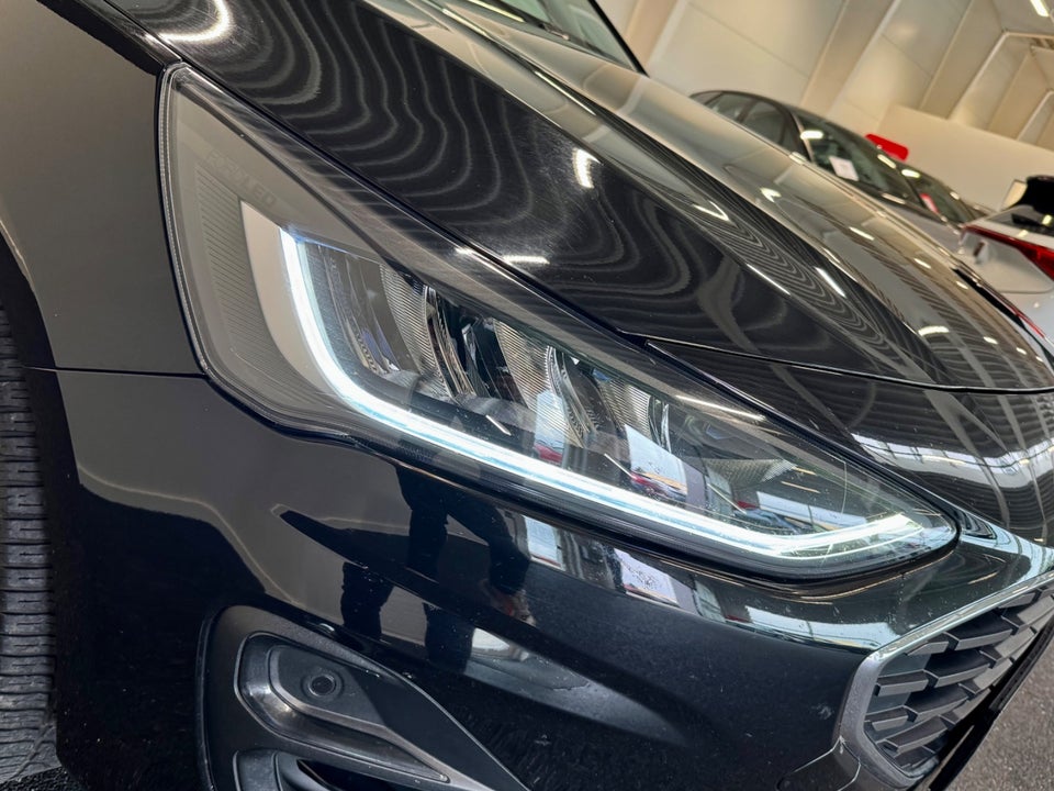 Ford Focus 1,0 EcoBoost mHEV Titanium 5d