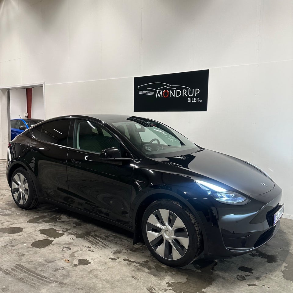 Tesla Model Y RWD 5d