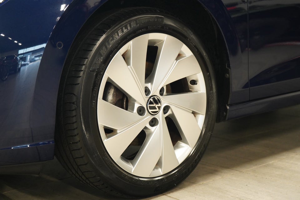 VW Golf VIII 1,5 eTSi 150 Style DSG 5d