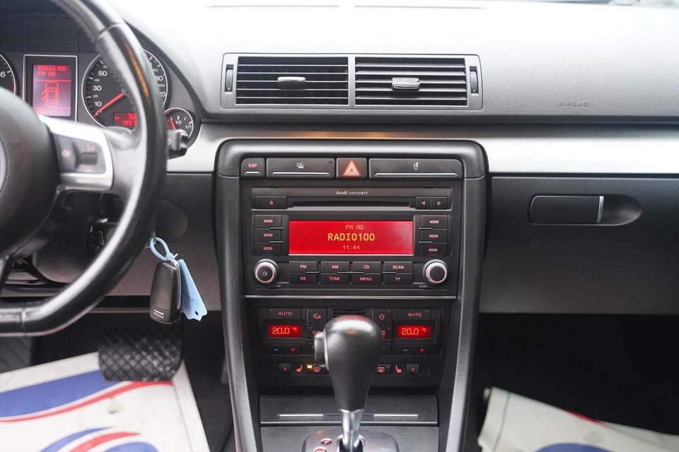 Audi A4 1,8 T 163 Multitr. 4d