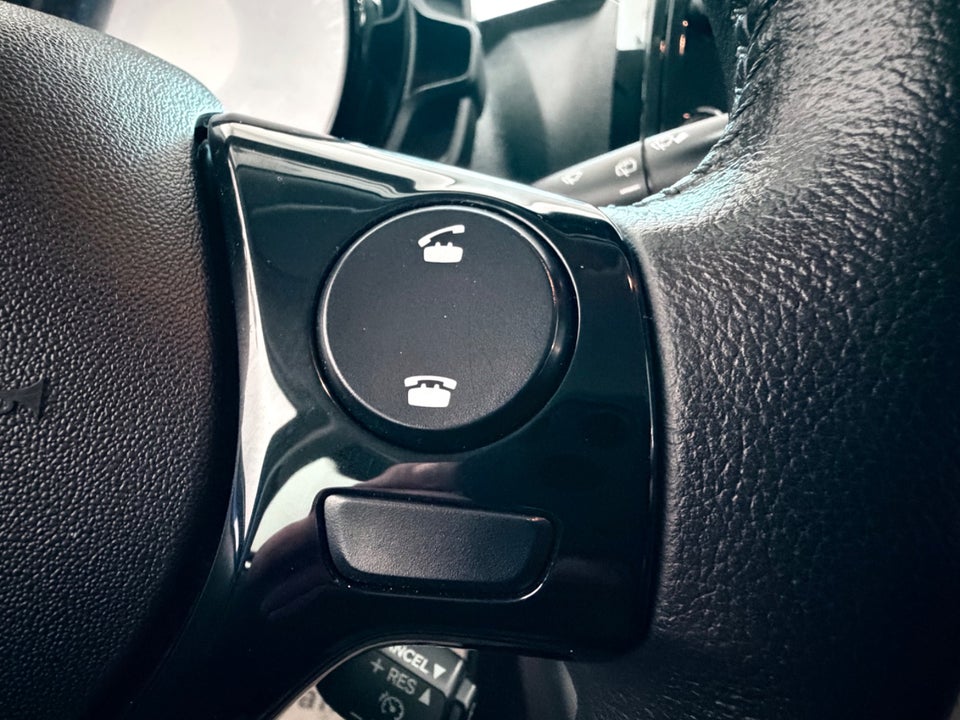 Peugeot 108 1,0 e-VTi 72 Allure+ 5d