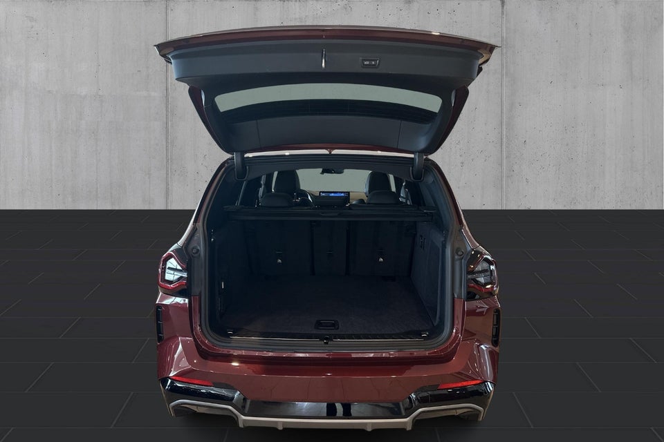 BMW iX3 Charged Plus M-Sport 5d