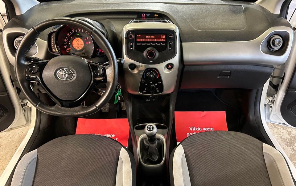 Toyota Aygo 1,0 VVT-i x-cite 5d