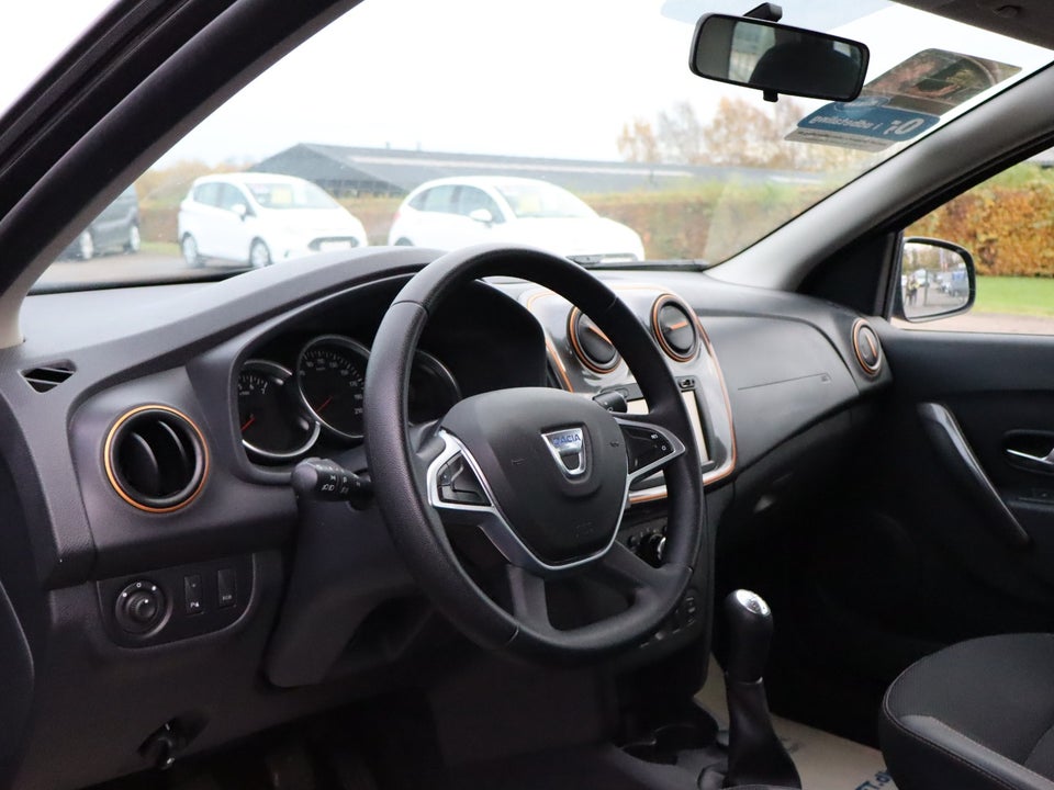 Dacia Logan 0,9 TCe 90 Laureate MCV 5d