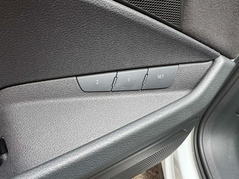 Audi e-tron 55 S-line quattro 5d