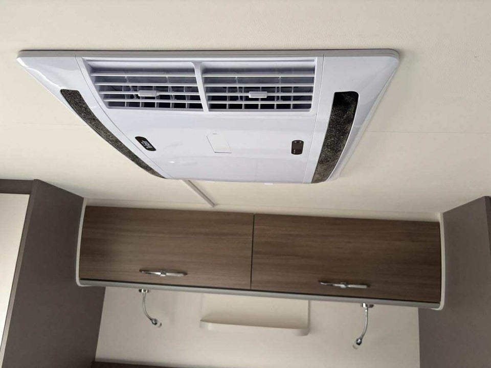 Etrusco I7400QB 2,3 MJT aut. 5d