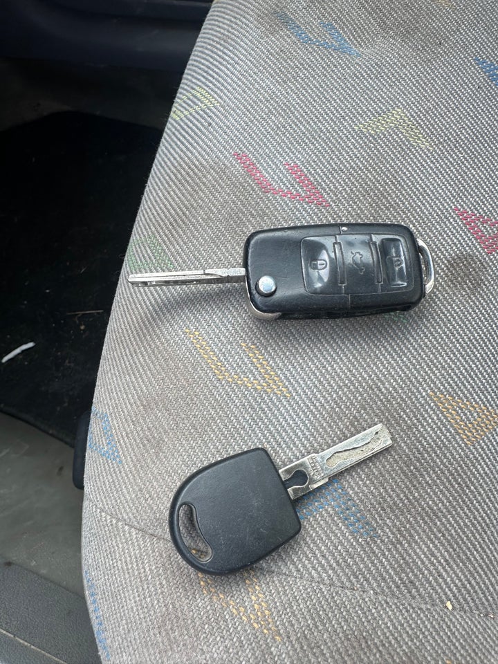 VW Caddy 1,9 TDi DSG 4d