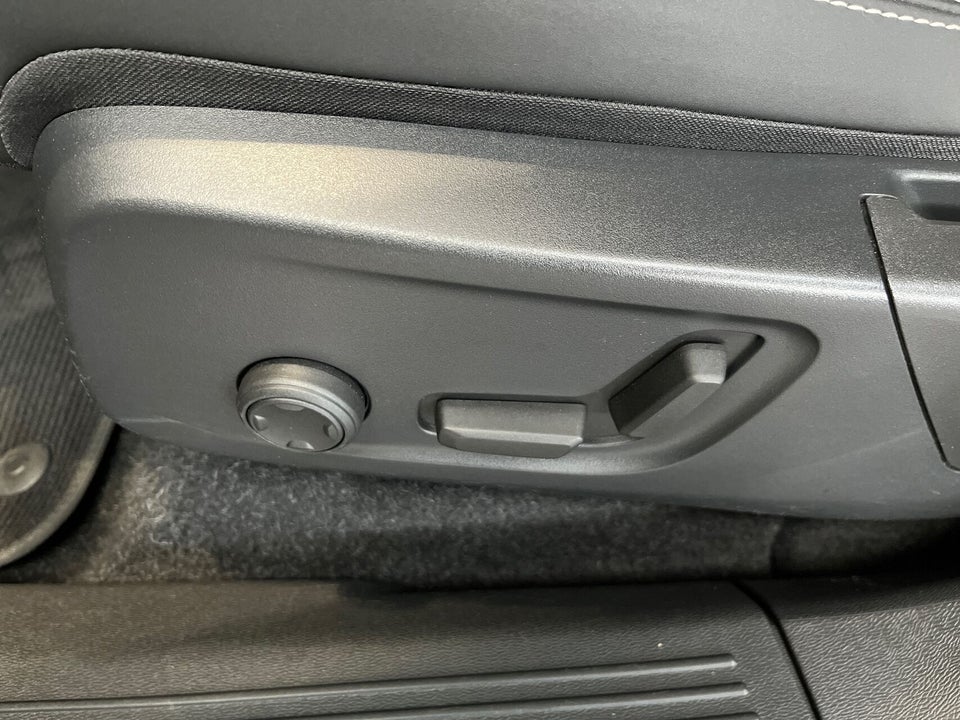Volvo XC40 P8 ReCharge Twin Ultimate 5d