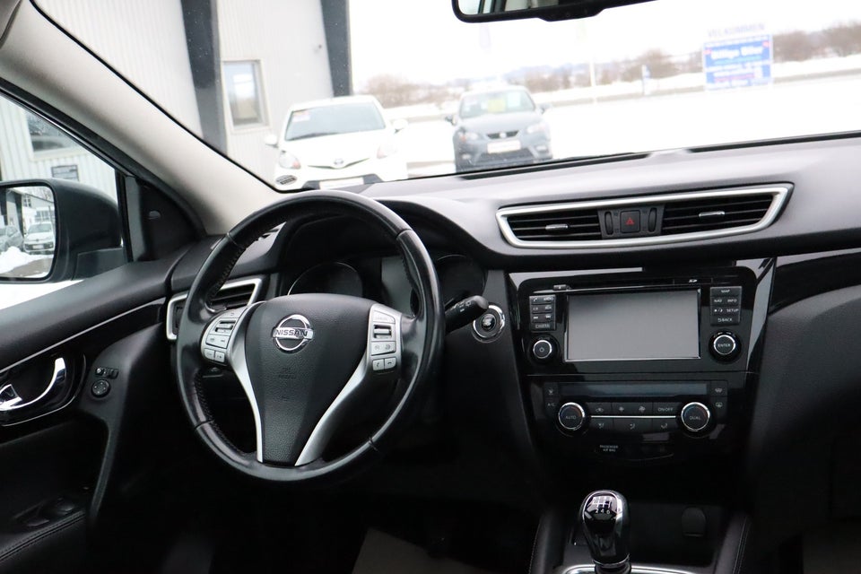 Nissan Qashqai 1,2 Dig-T 115 Tekna 5d