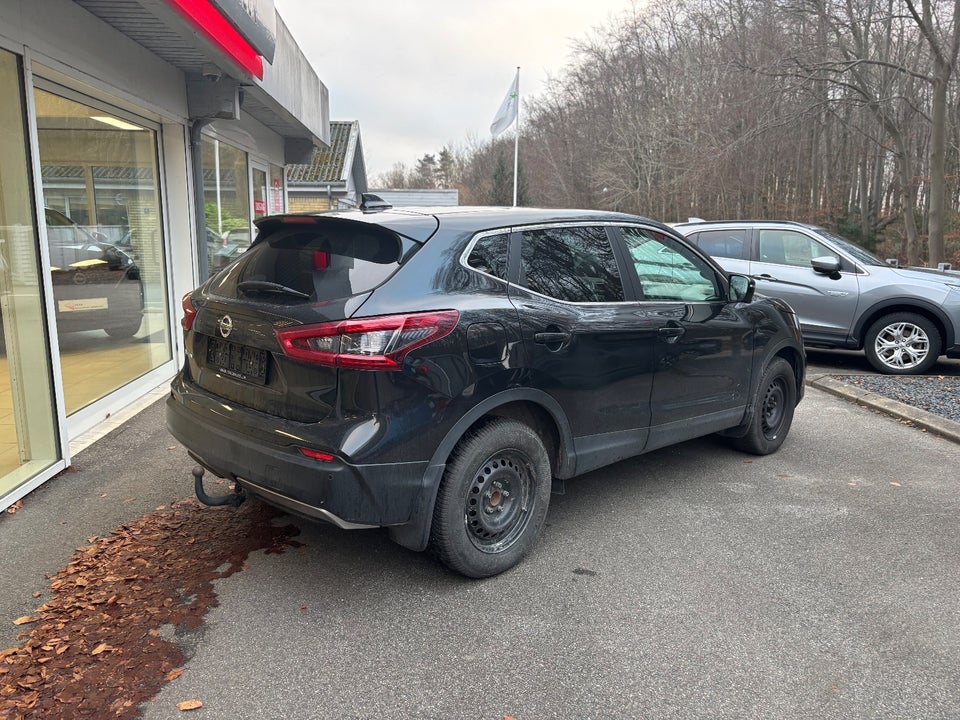 Nissan Qashqai 1,3 Dig-T 160 N-Connecta DCT 5d