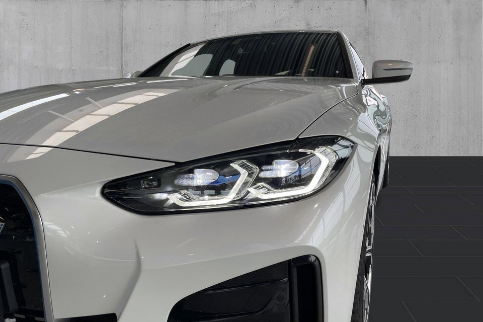 BMW i4 eDrive40 Fully Charged M-Sport 5d