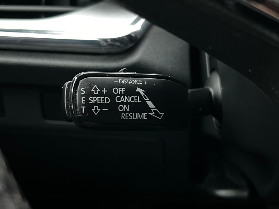 Skoda Enyaq 60 iV Loft 5d