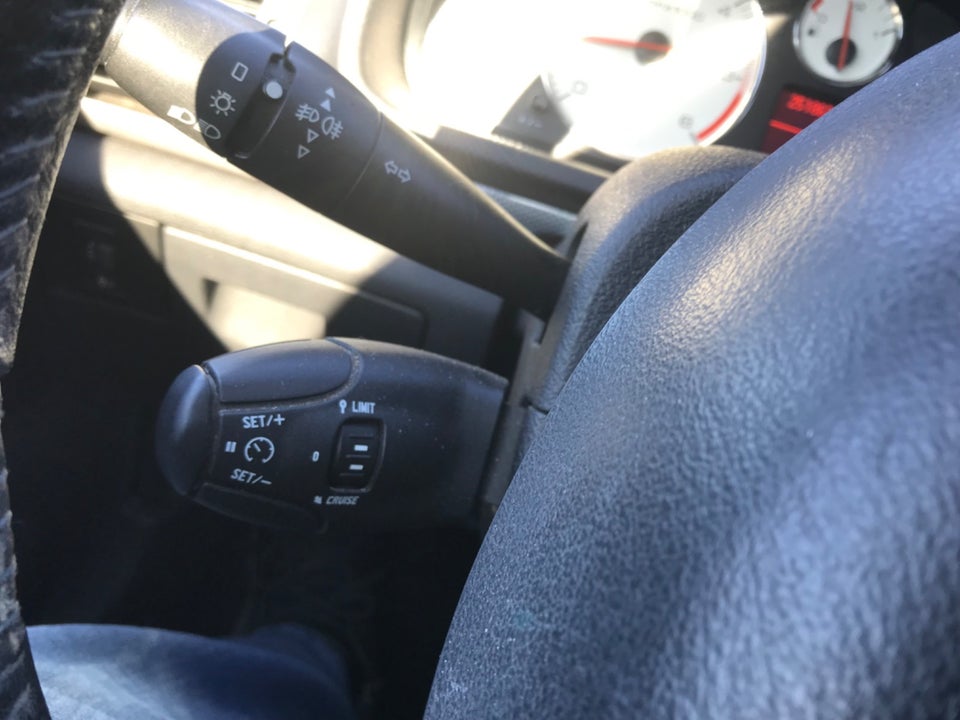 Peugeot 407 2,0 HDi SR aut. 4d