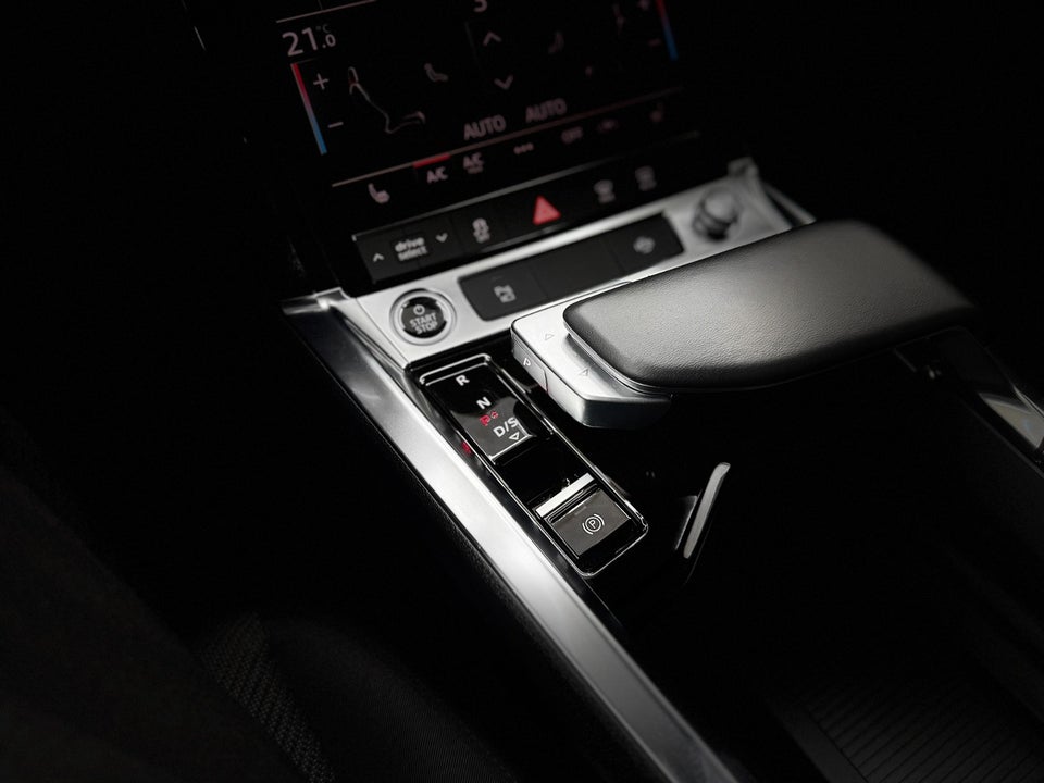 Audi e-tron 55 Advanced quattro 5d