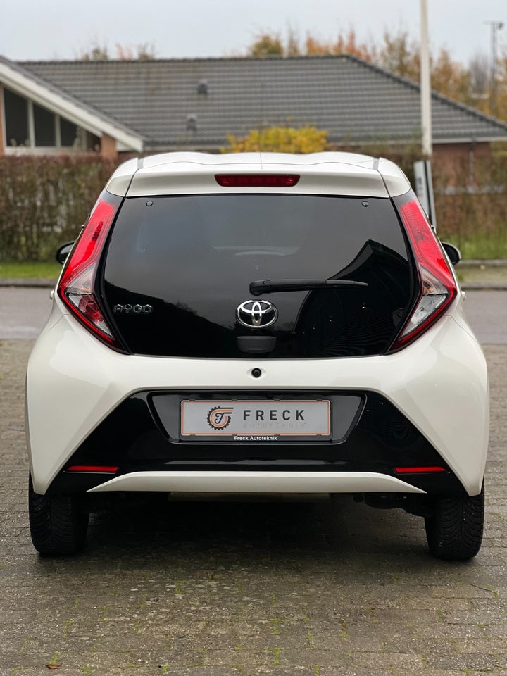 Toyota Aygo 1,0 VVT-i x-cellence 5d