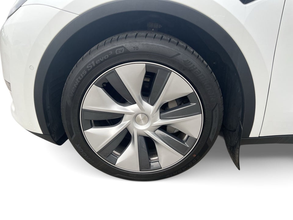 Tesla Model Y Long Range AWD 5d