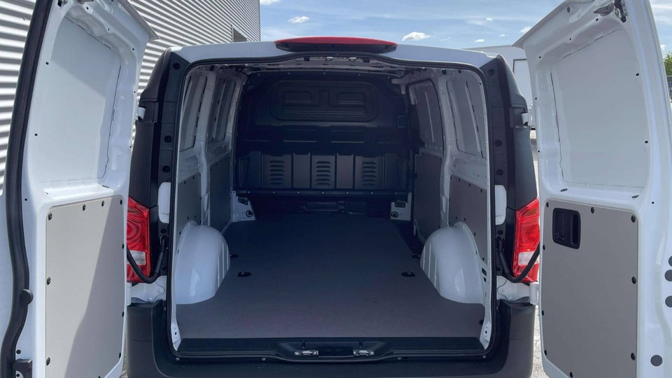 Mercedes Vito 114 2,0 CDi A2 Kassevogn PRO aut. RWD