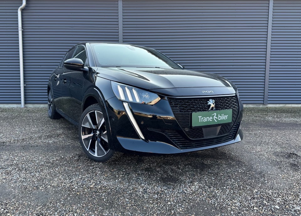 Peugeot e-208 50 GT 5d