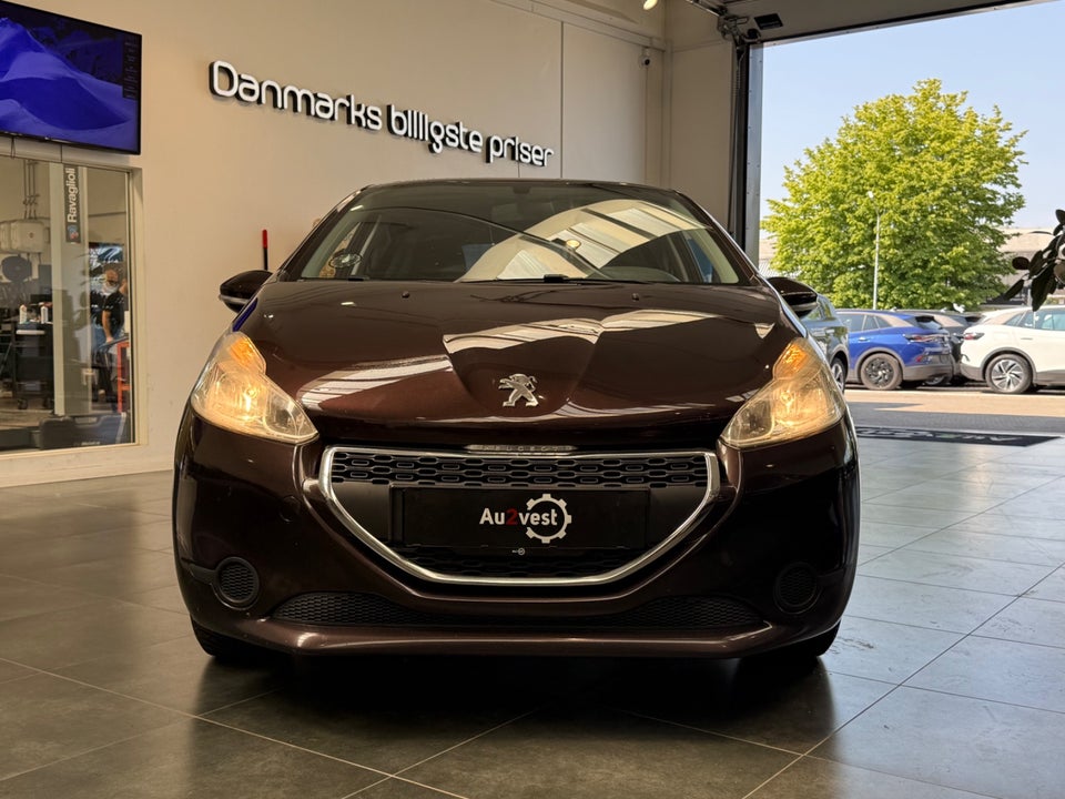 Peugeot 208 1,2 VTi Active 5d
