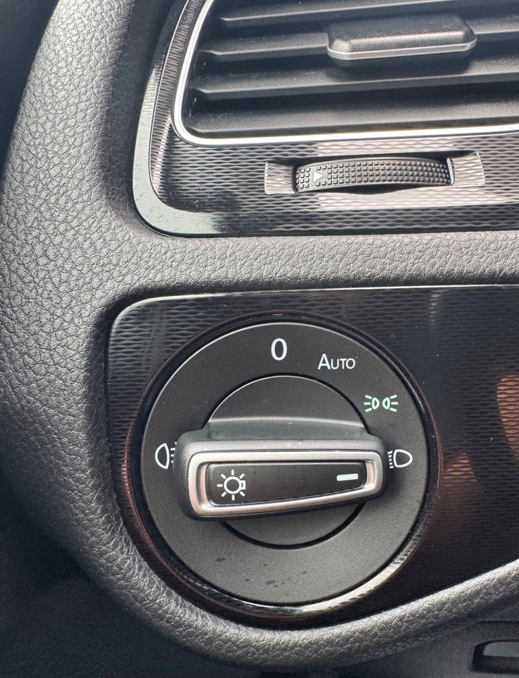 VW Golf VII 1,4 GTE DSG 5d