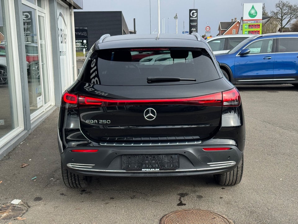 Mercedes EQA250 Progressive Line 5d