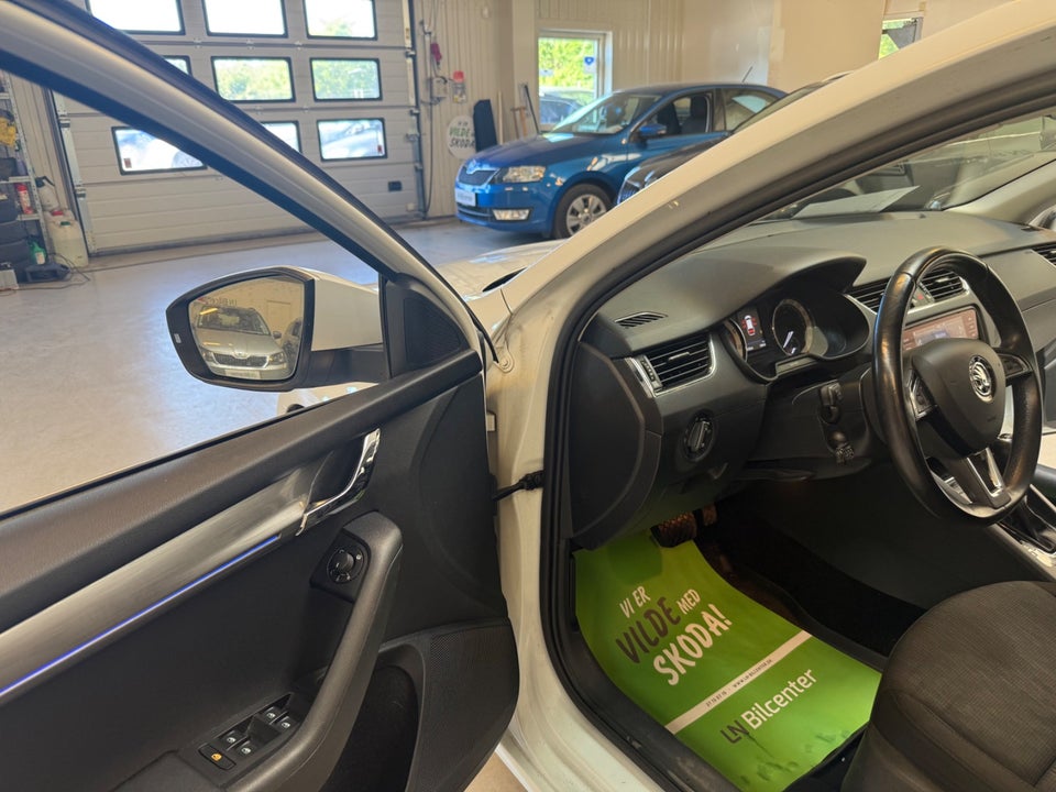 Skoda Octavia 1,8 TSi 180 Style Combi DSG 5d