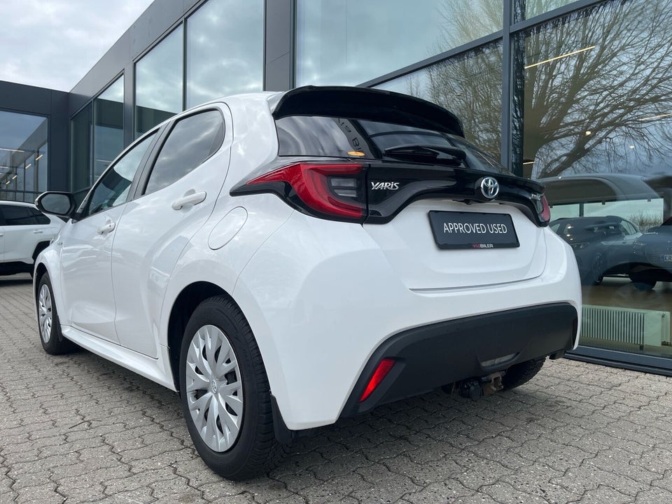 Toyota Yaris 1,5 Hybrid H3 Vision e-CVT 5d