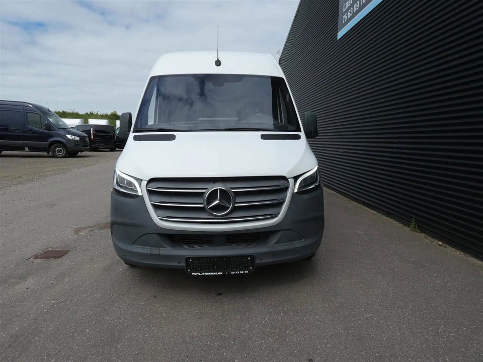 Mercedes Sprinter 214 2,2 CDi A2 Kassevogn aut. FWD