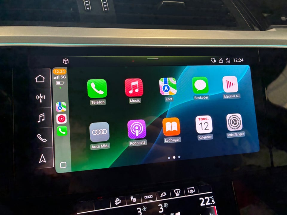 Audi Q8 e-tron 55 quattro 5d