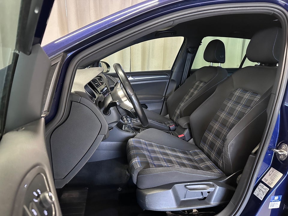 VW Golf VII 1,4 GTE DSG 5d