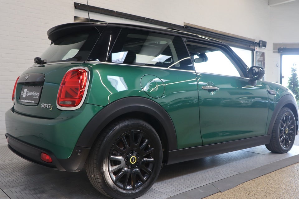 MINI Cooper SE Maximise 3d