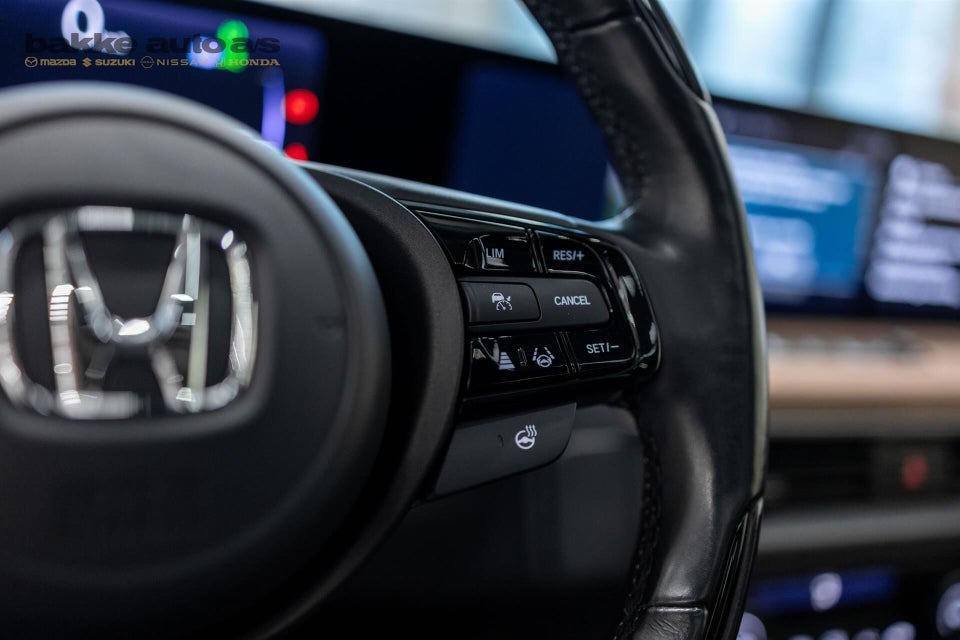 Honda e Advance 5d
