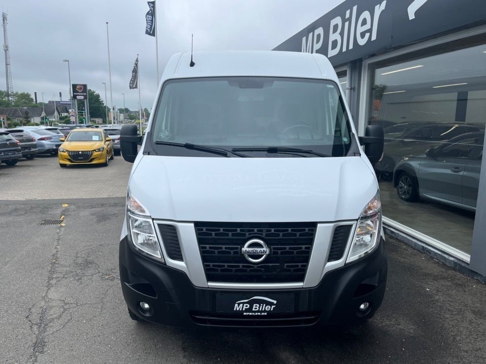 Nissan NV400 2,3 dCi 145 L2H2 Comfort Van