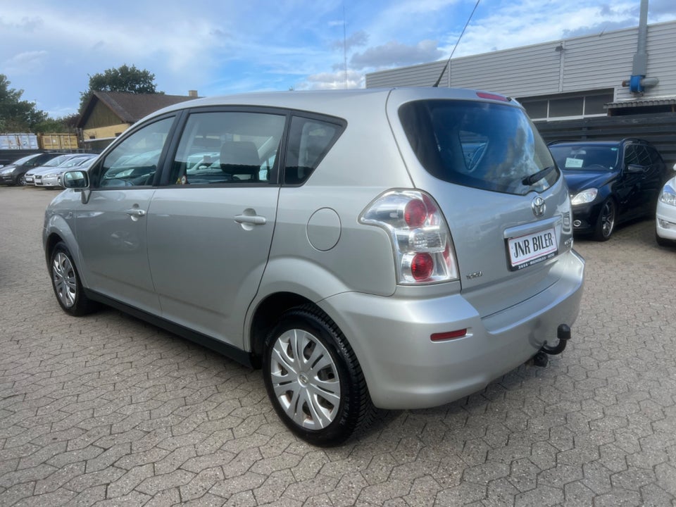 Toyota Corolla Verso 1,6 VVT-i Terra 5d