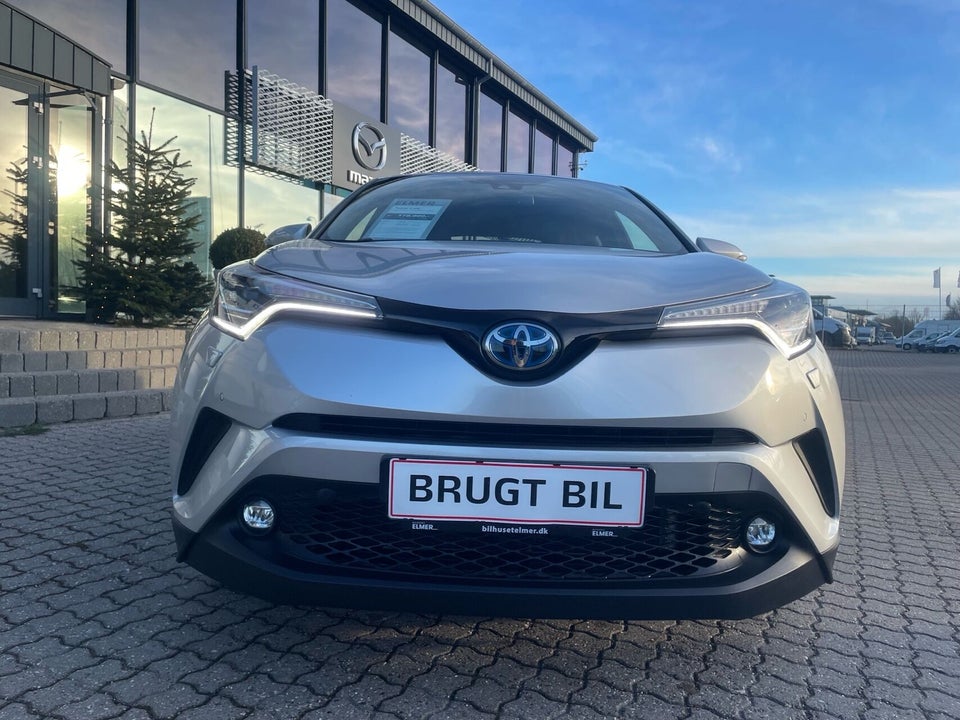 Toyota C-HR 1,8 Hybrid Premium Selected CVT 5d