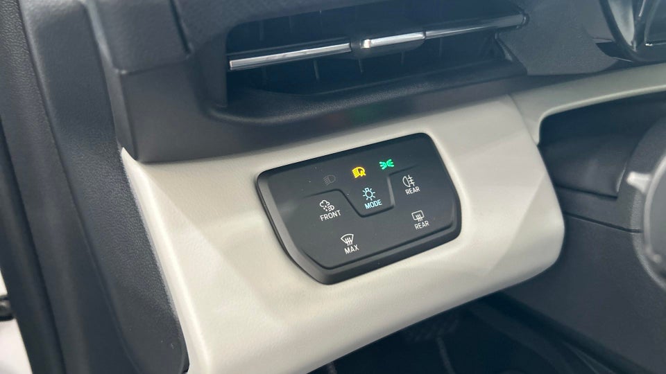 Ford Capri 82 Premium Extended Range 5d