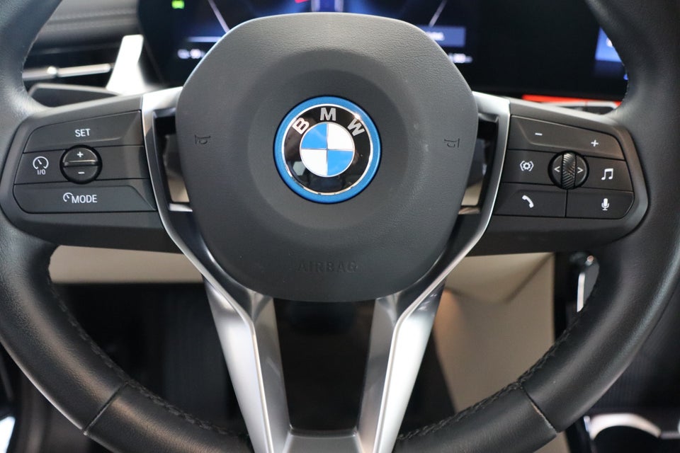 BMW iX1 xDrive30 X-Line 5d