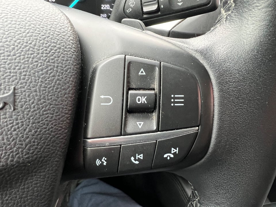 Ford Focus 1,5 EcoBlue Titanium Business stc. aut. 5d