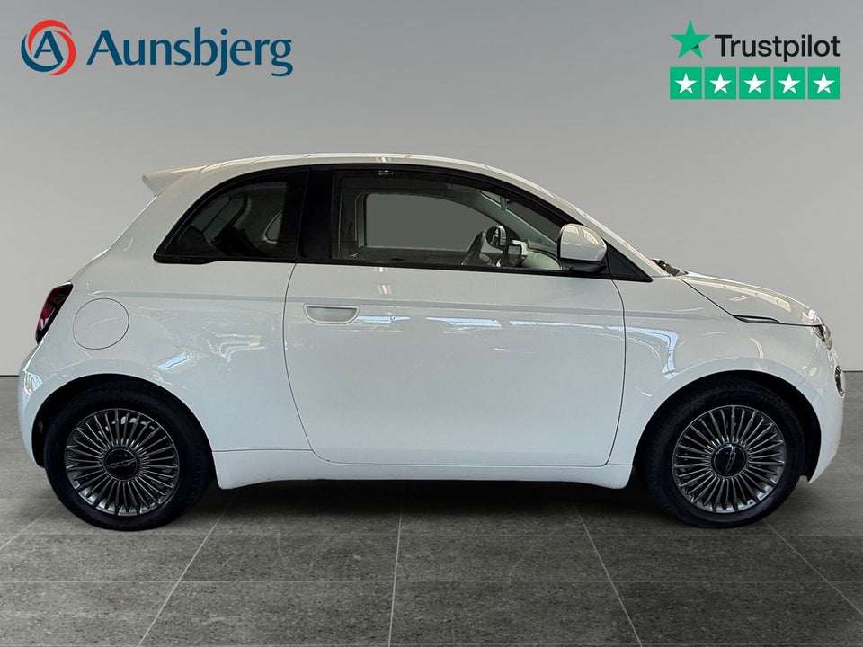 Fiat 500e 42 Icon 3d