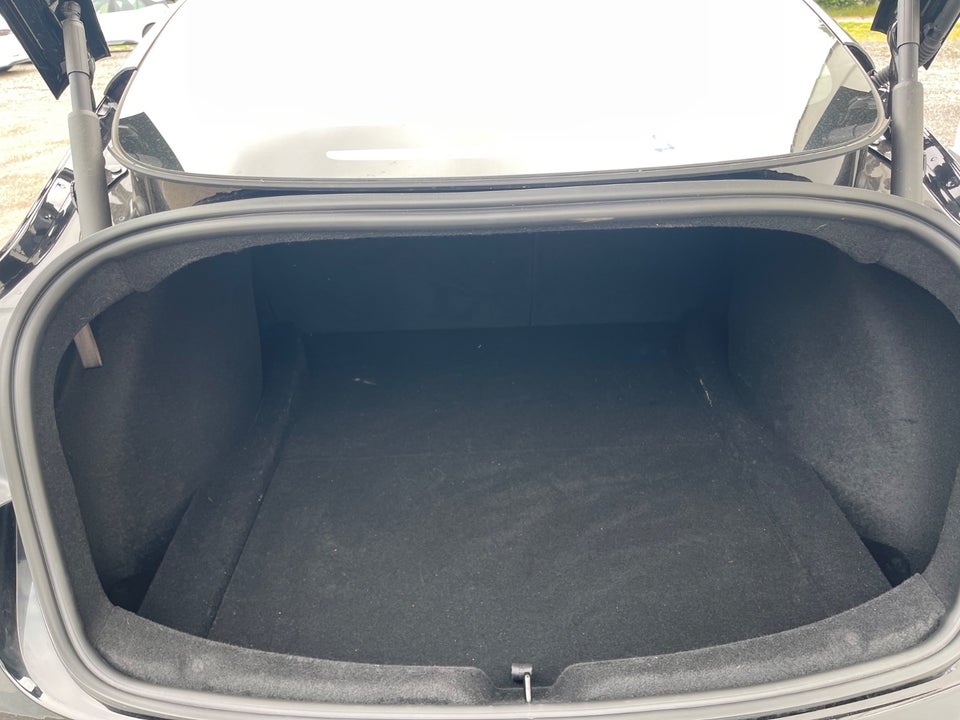 Tesla Model 3 RWD 4d