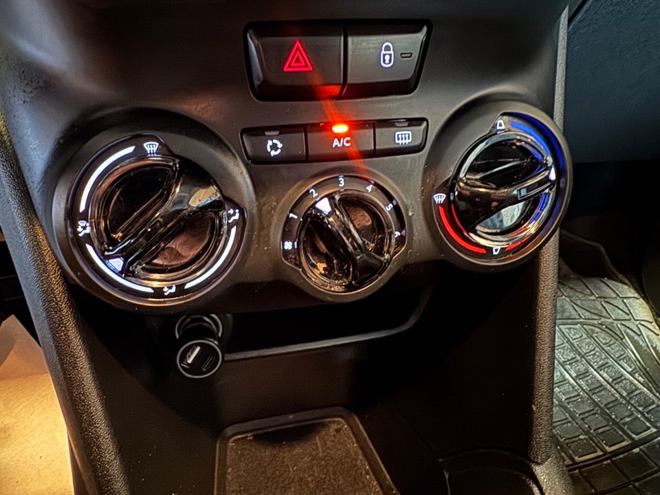 Peugeot 208 1,0 VTi Access Air 5d