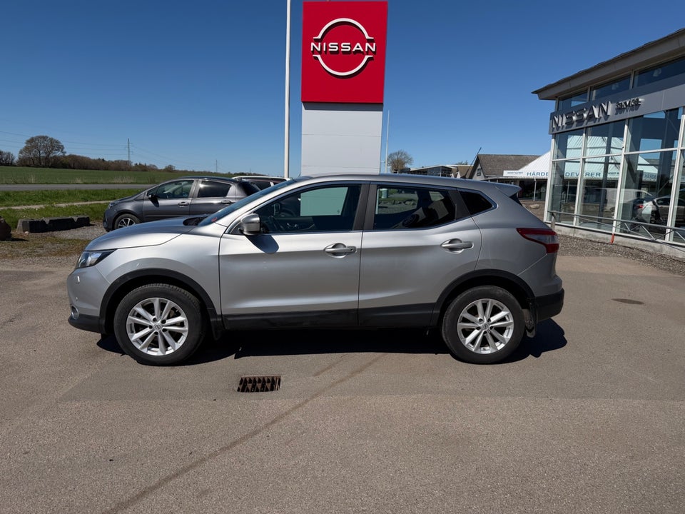 Nissan Qashqai 1,2 Dig-T 115 Acenta 5d