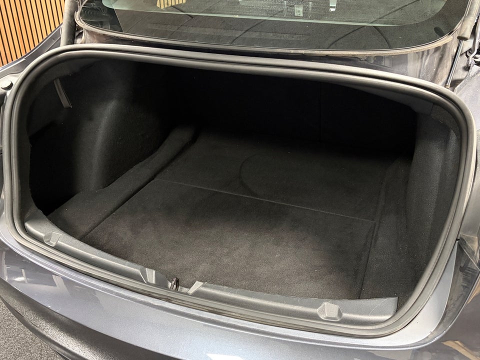 Tesla Model 3 Long Range RWD 4d