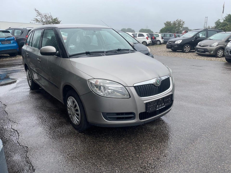 Skoda Fabia 1,2 12V Ambiente Combi 5d