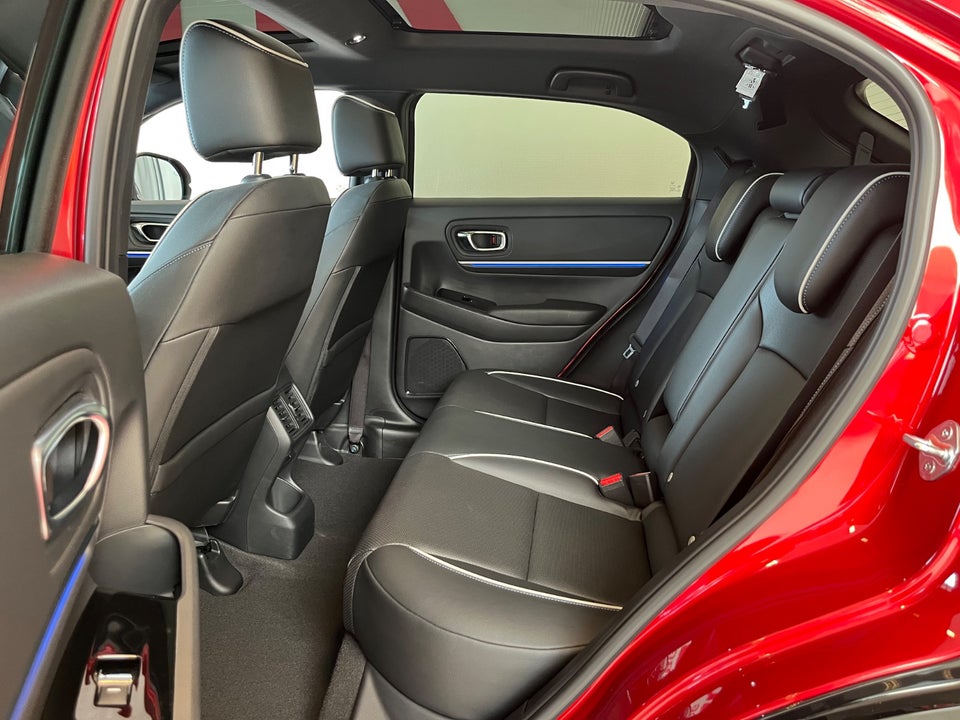 Honda e:Ny1 Advance 5d