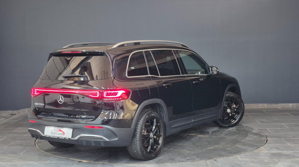 Mercedes EQB250+ AMG Edition 5d