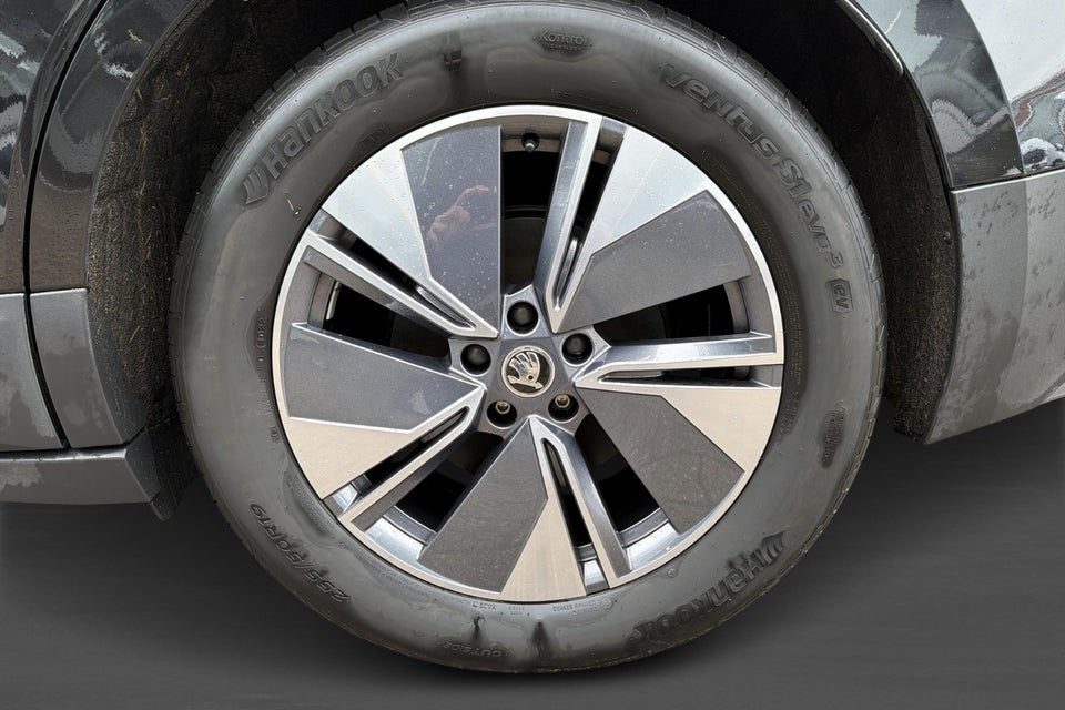 Skoda Enyaq 80 iV Plus 5d