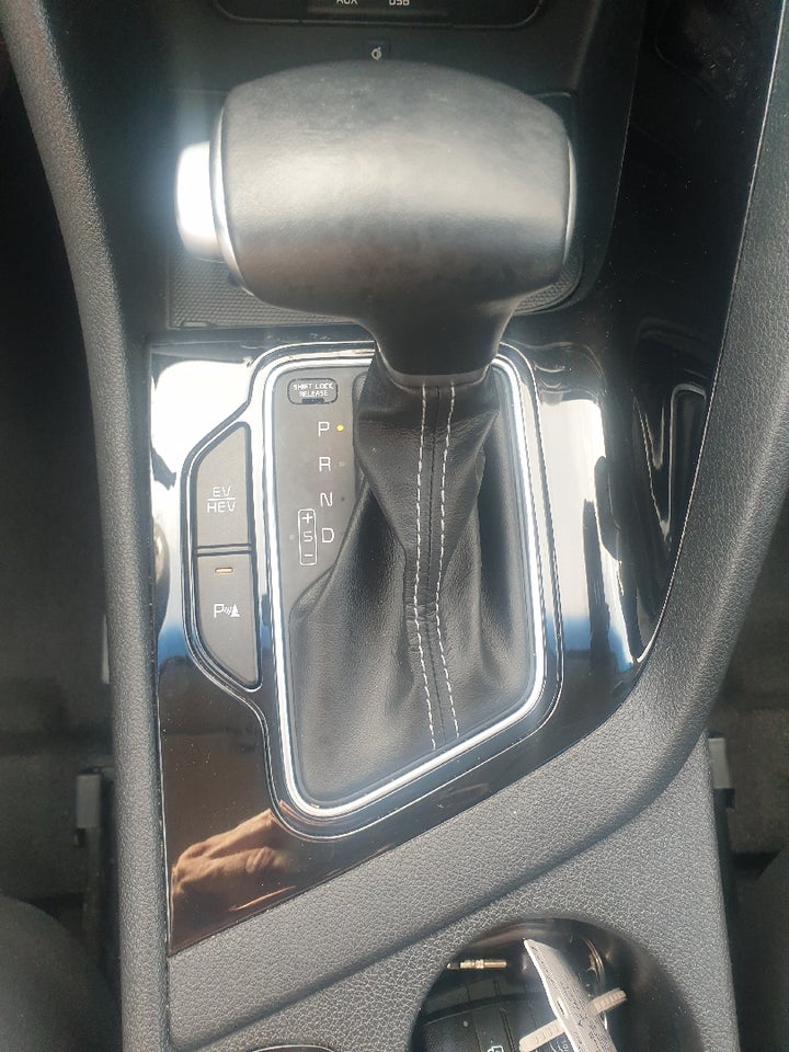 Kia Niro 1,6 PHEV Advance DCT 5d